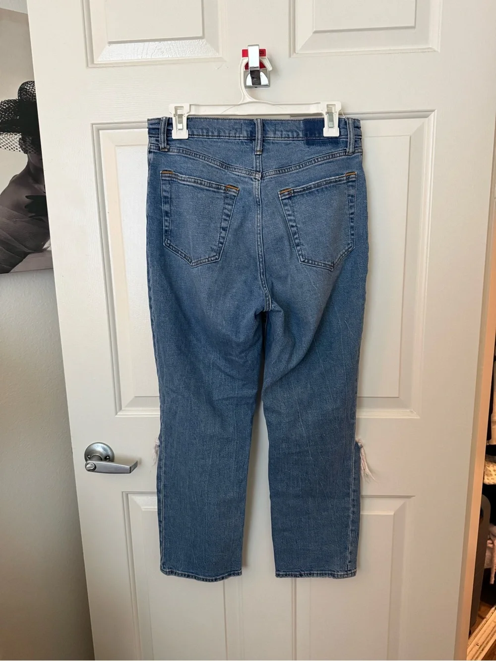 Abercrombie & Fitch Distressed Cropped Blue Jeans